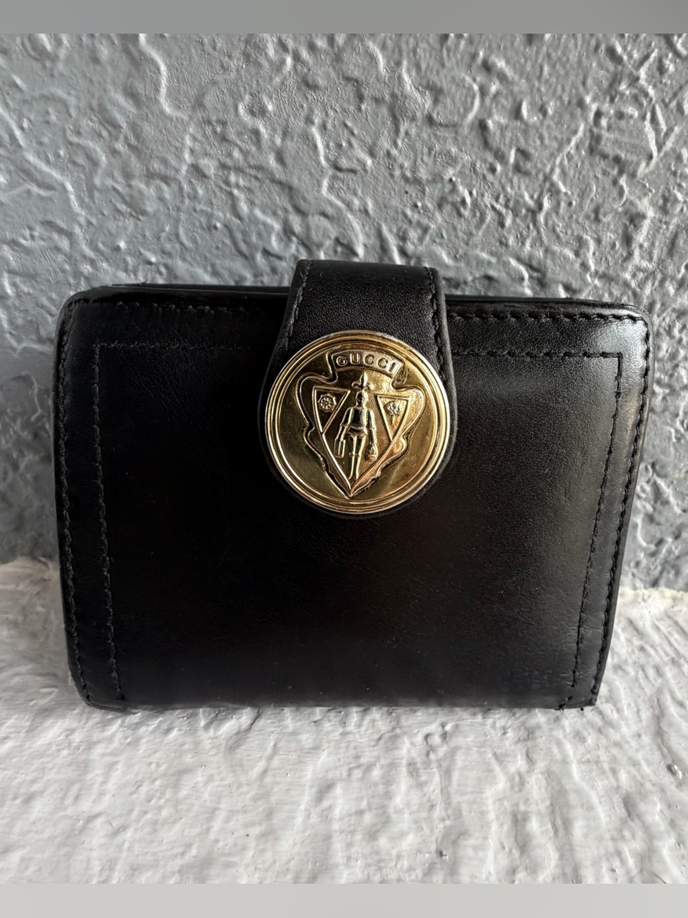 *Rare* GUCCI Hysteria Compact Wallet Genuine Knight Logo Back & Gold - Picture 6 of 15